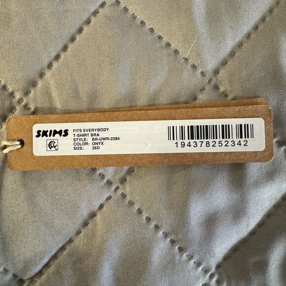 SKIMS Black Bra - Picture 7 of 7